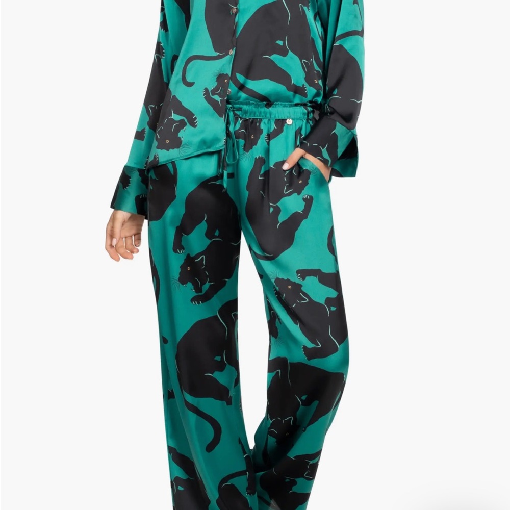 Brand new With Tags Elegant Green Panther Print Pajama Set
